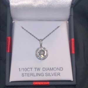 Silver 🪩 NECKLACE 🪩 with Elegant Design and 💎 DIAMONDS 💎